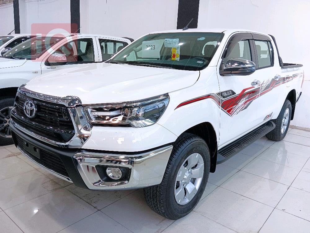 تويوتا هايلوكس